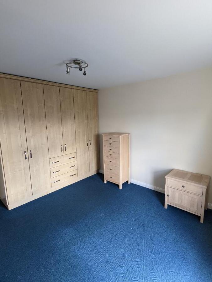58 Waterfoot Park
