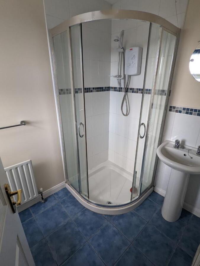 58 Waterfoot Park