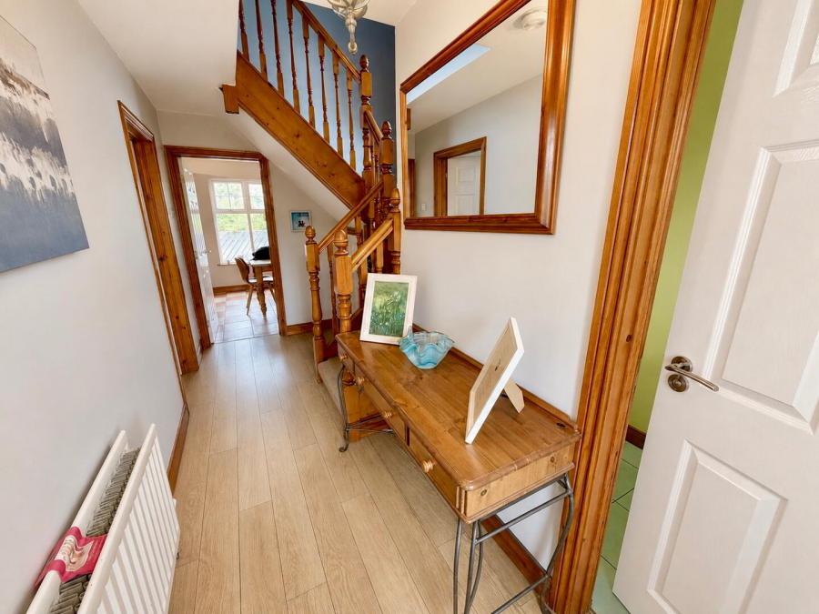 2 Millers Close