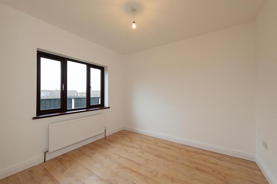 14a Kingsfield Avenue