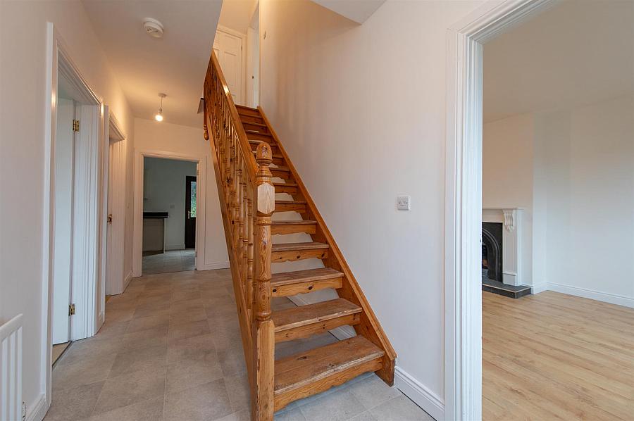 14A Kingsfield Avenue