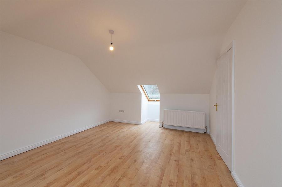 14A Kingsfield Avenue