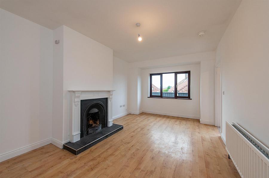 14a Kingsfield Avenue