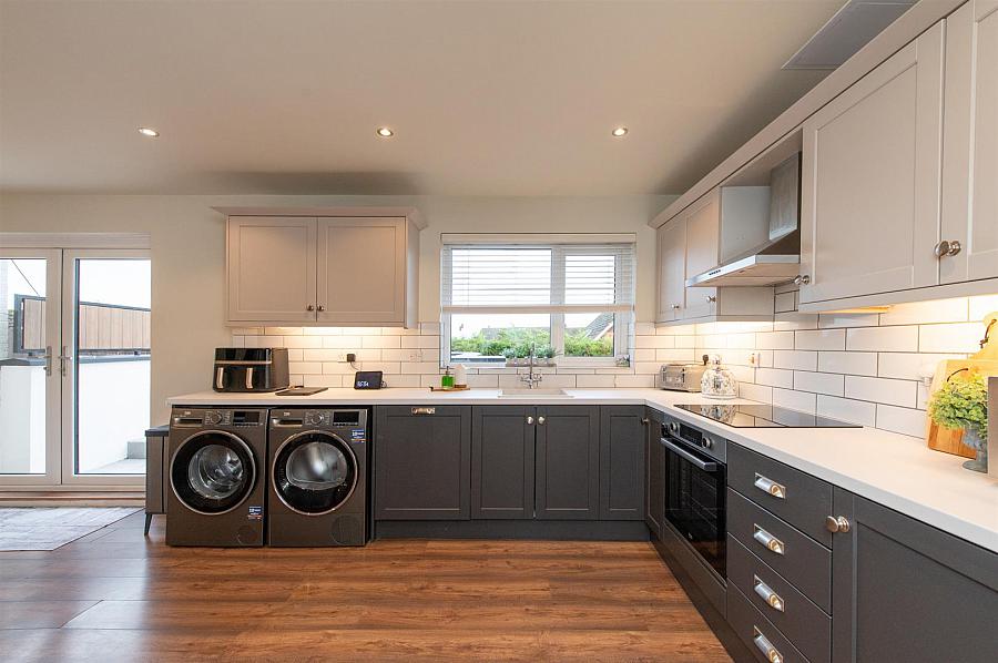 2 Ardfern Way