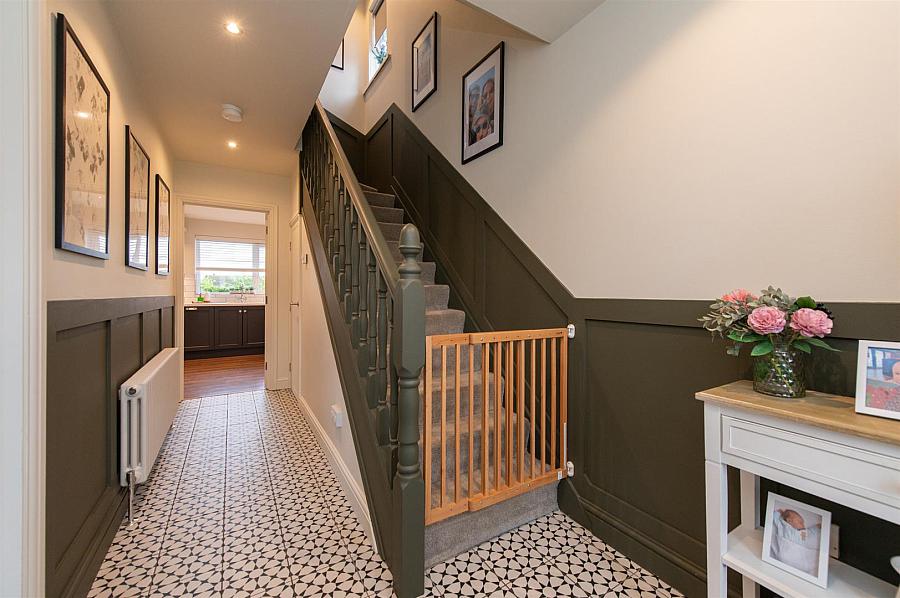 2 Ardfern Way