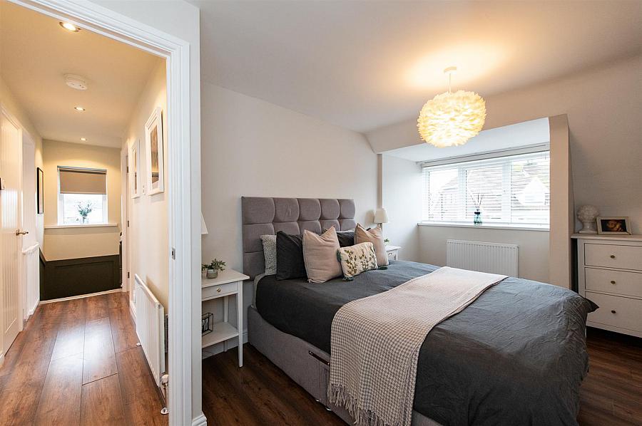 2 Ardfern Way