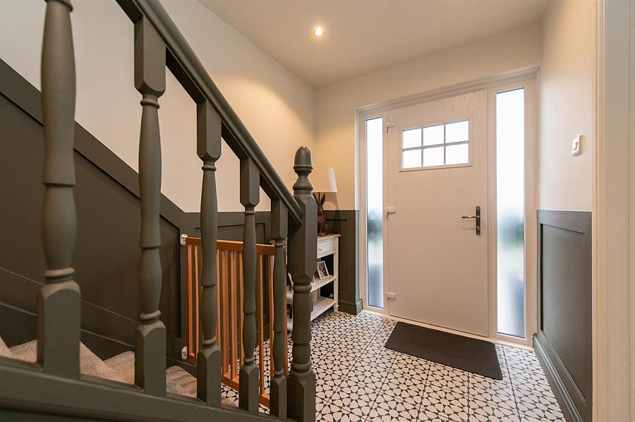 2 Ardfern Way
