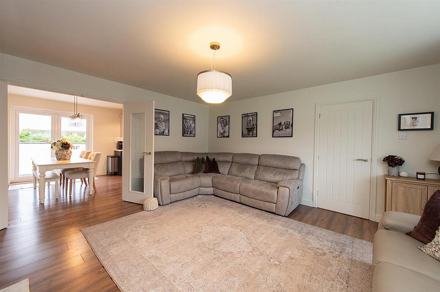 2 Ardfern Way