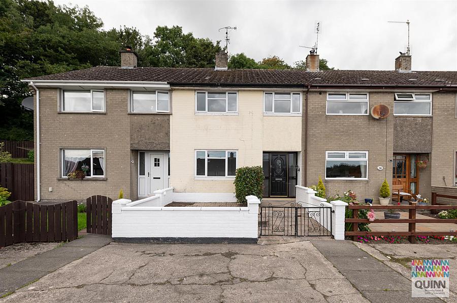 13 Woodland Crescent