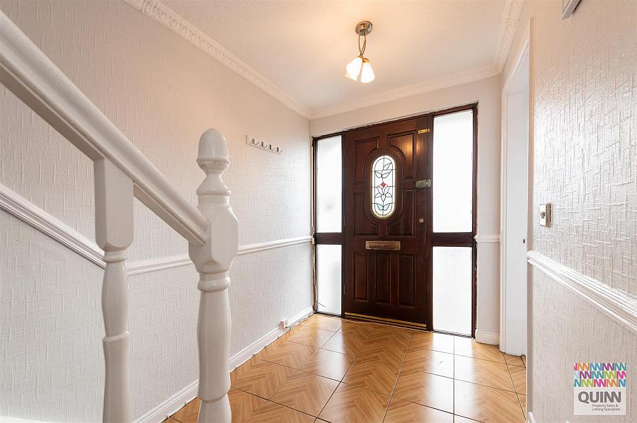 13 Woodland Crescent