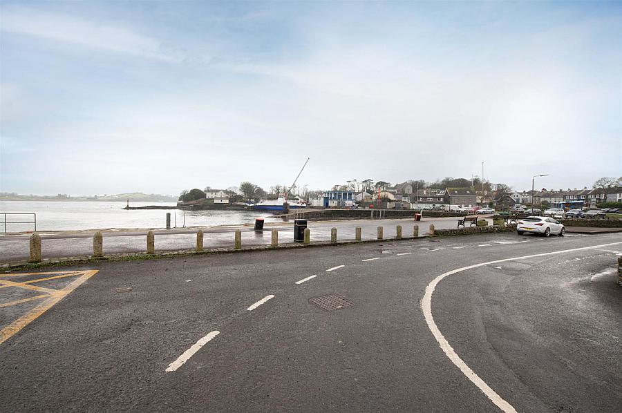 2 The Quay