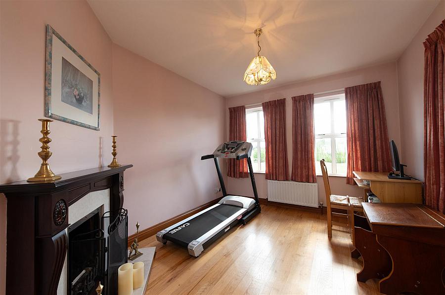 59 Manse Road