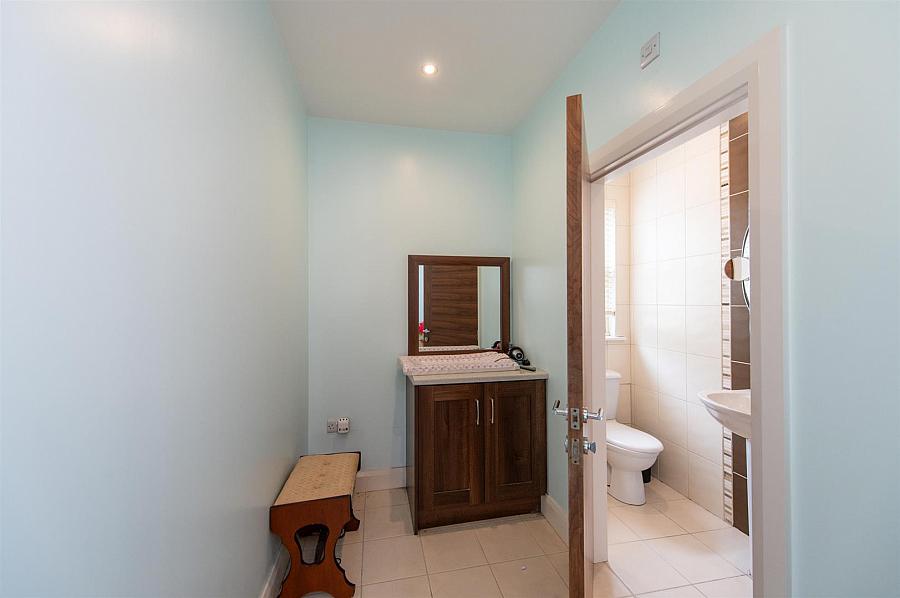 3b Claragh Road