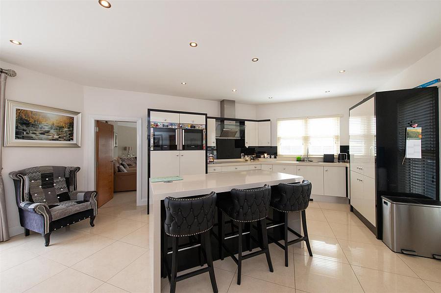 3b Claragh Road