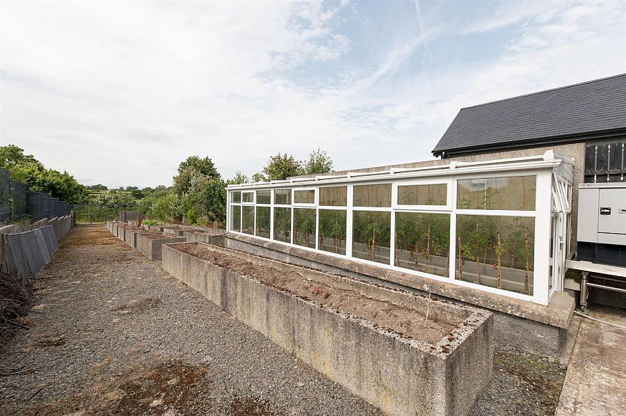 3b Claragh Road