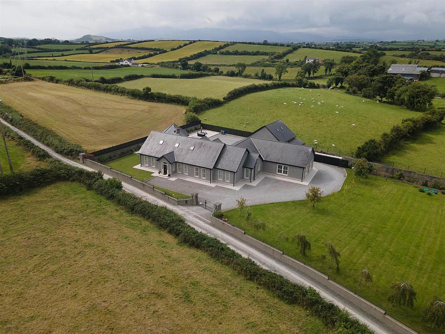 3b Claragh Road
