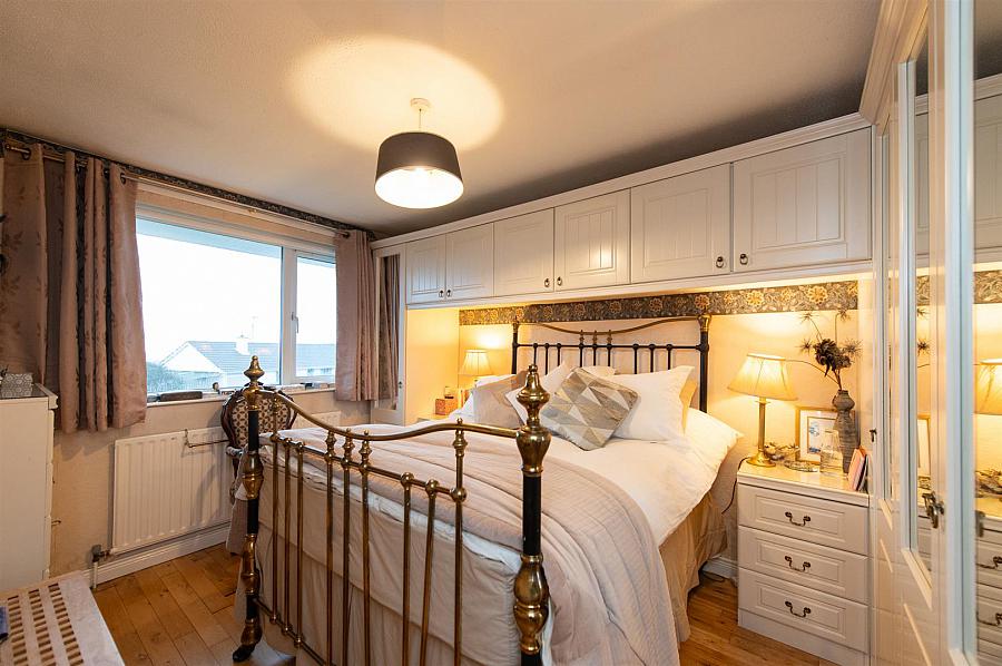 11 Inishbeg