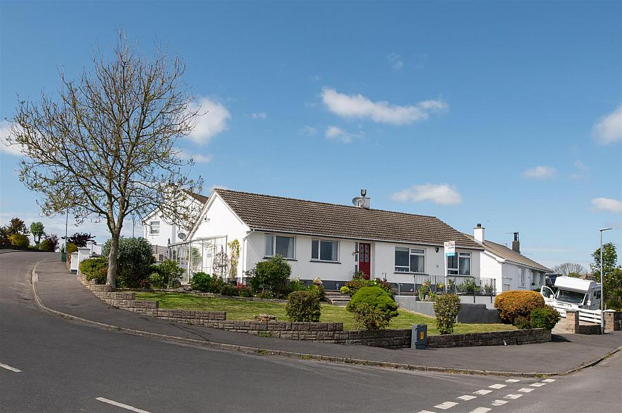 11 Inishbeg