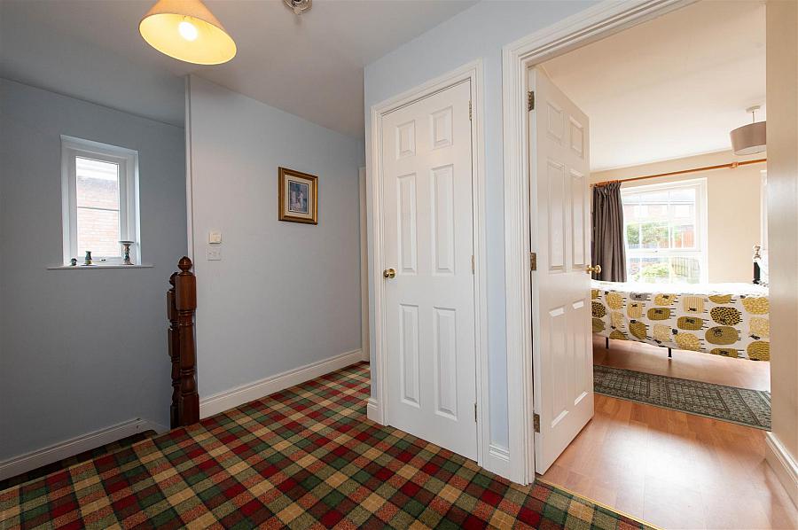 9 Demesne Park