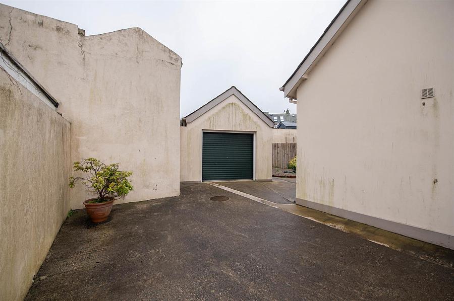 4 Cuan Mews