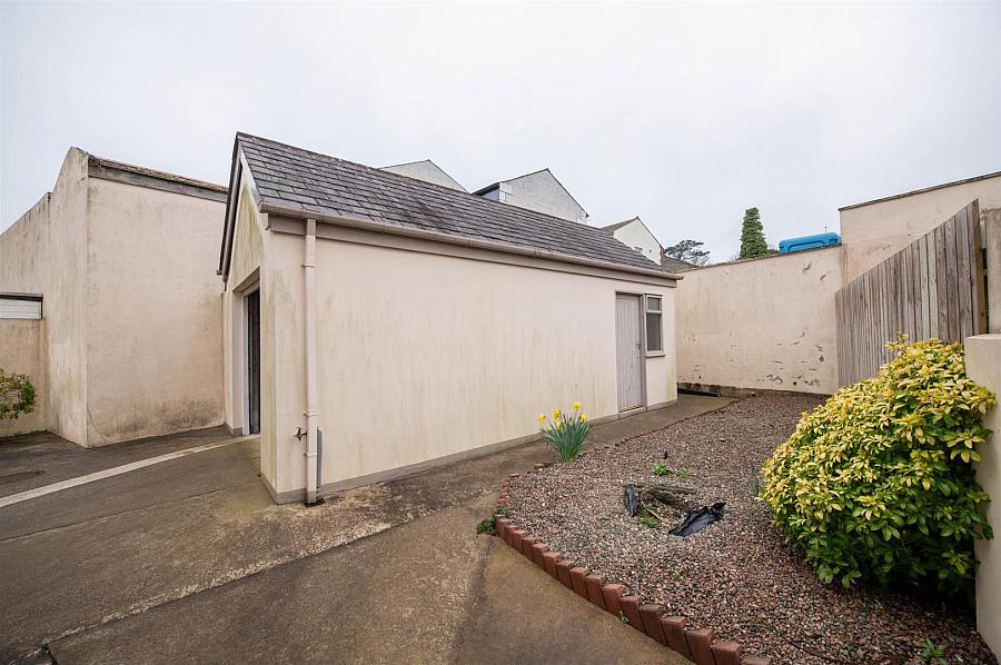 4 Cuan Mews