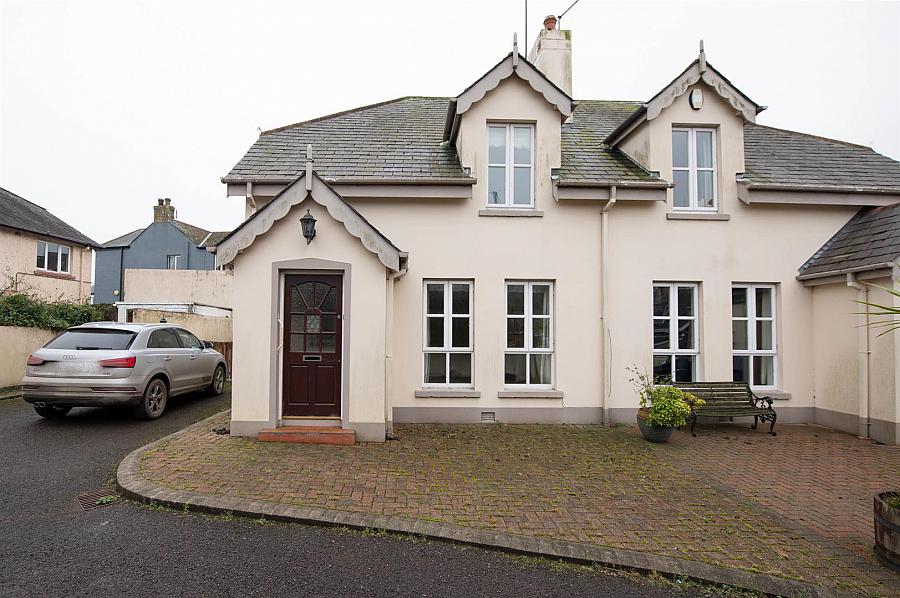 4 Cuan Mews