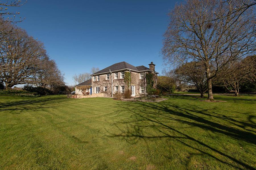 57 Cluntagh Road