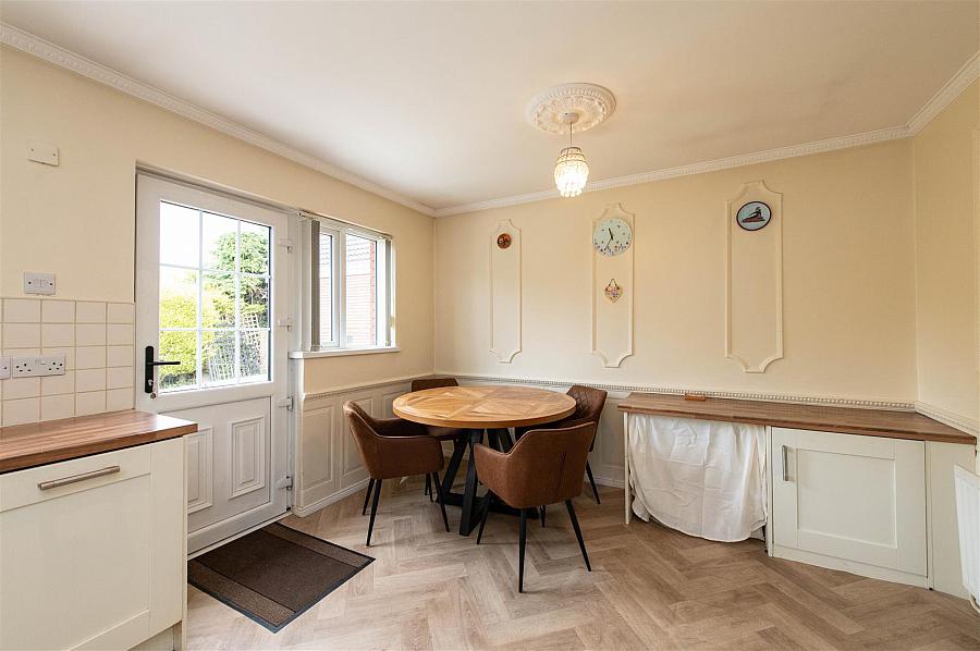 11 Edenvale