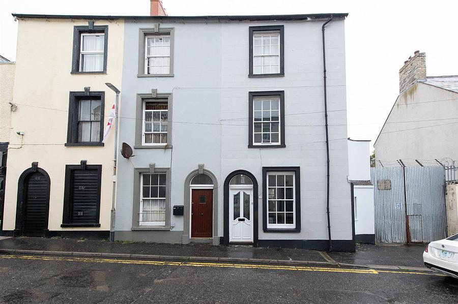 6 Shore Street