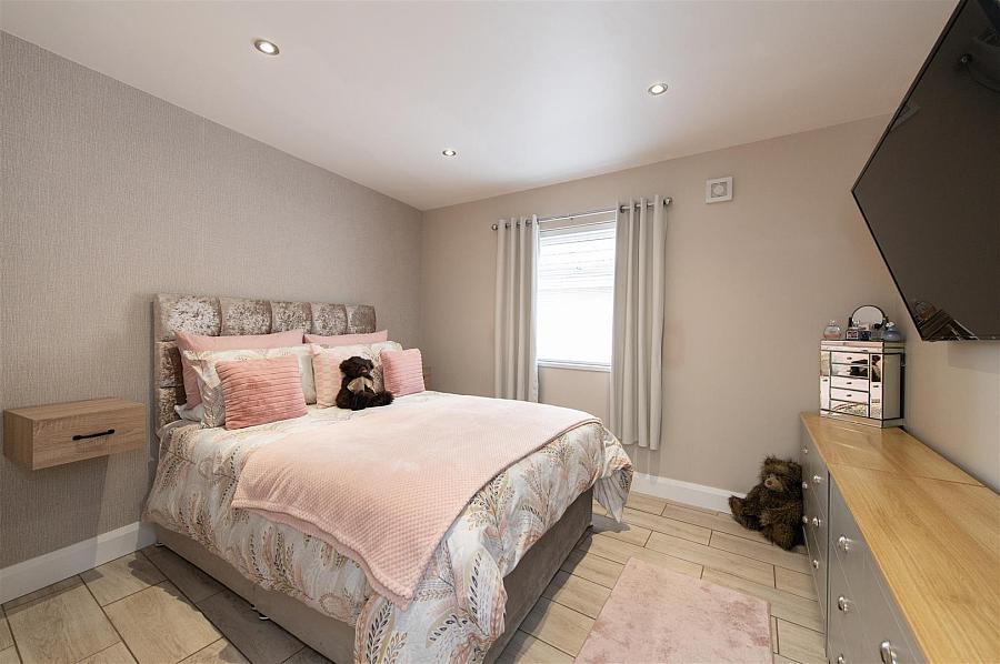 76 Commons Road 76 Commons Road