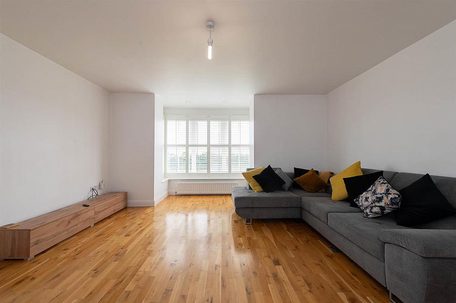 17 Denvir Court