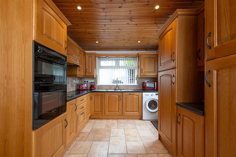 16 Knockchree Road