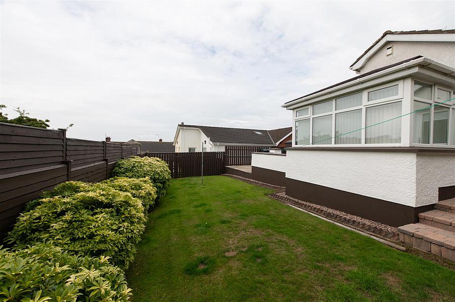 16 Knockchree Road