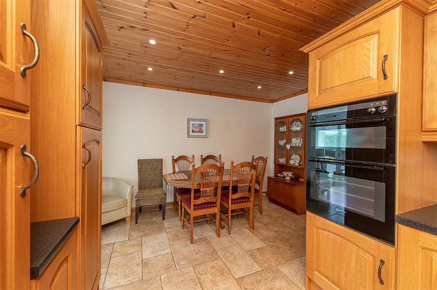 16 Knockchree Road
