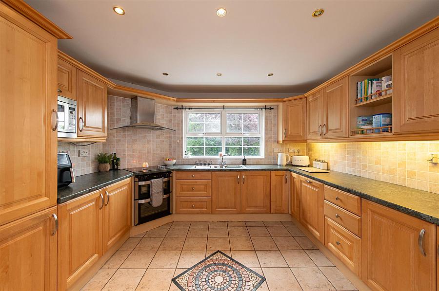 71a Annacloy Road
