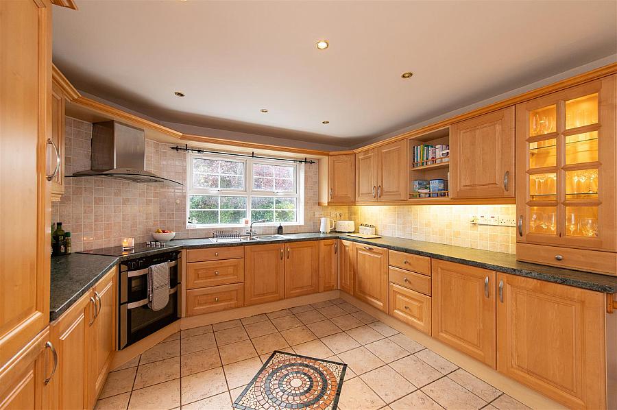 71a Annacloy Road