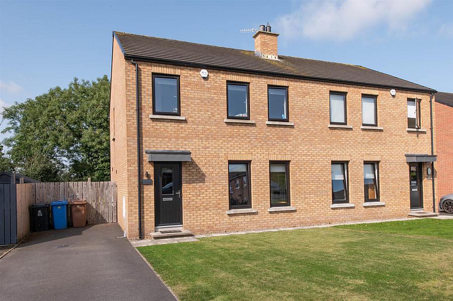 19 Rocksfield View,Crossgar, BT30 9GG