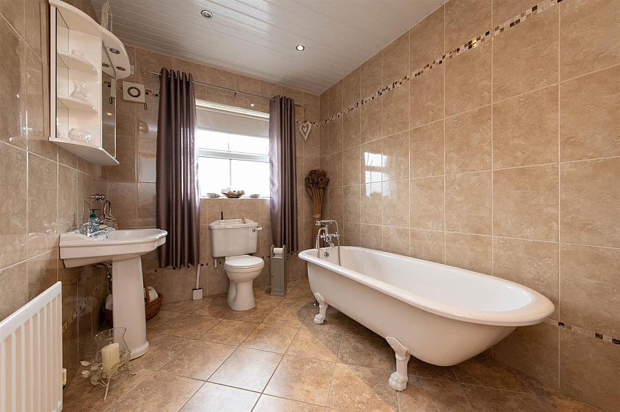 96a Commons Road