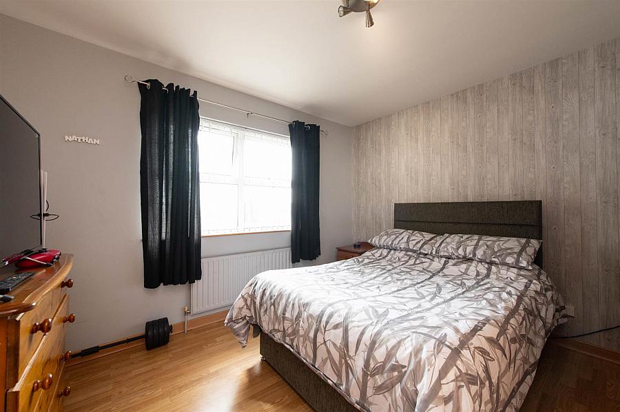96a Commons Road