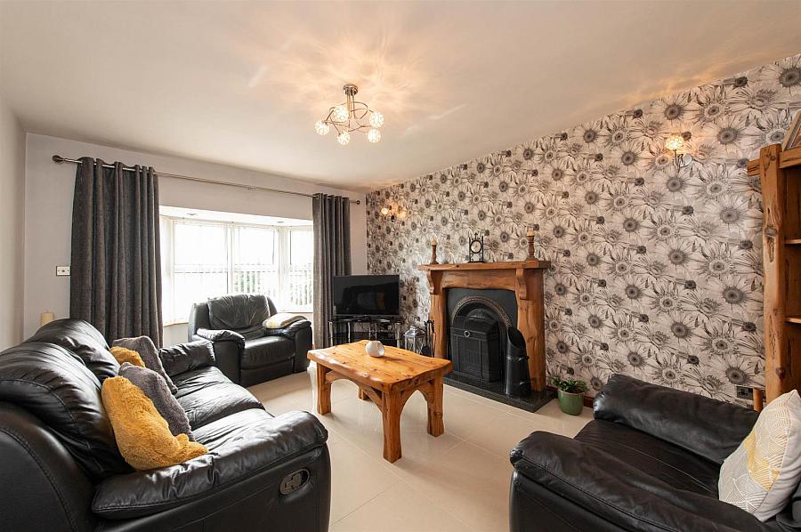 96a Commons Road
