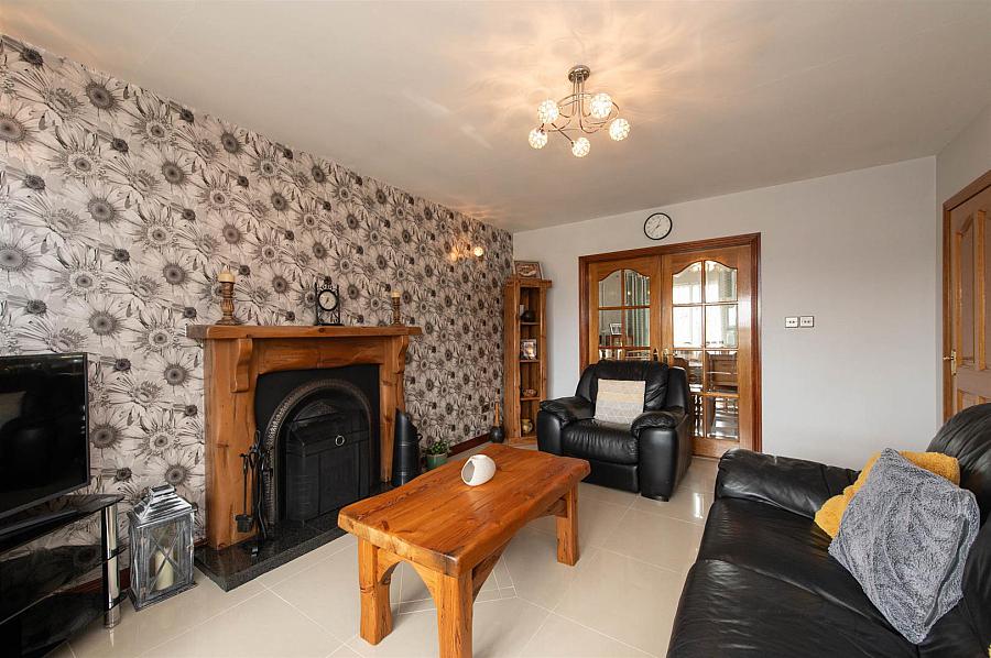 96a Commons Road
