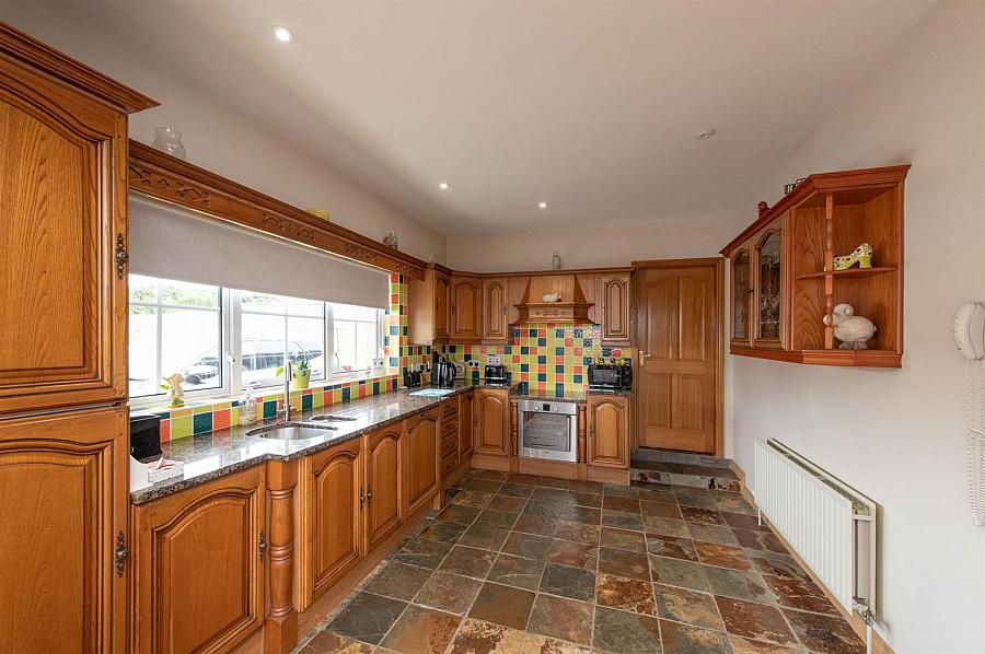 96a Commons Road