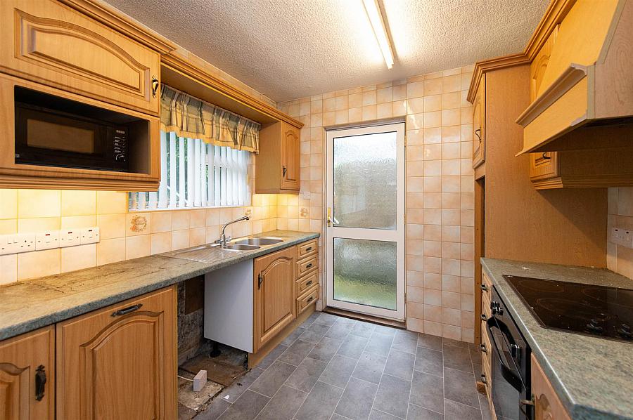 2 Movilla Road