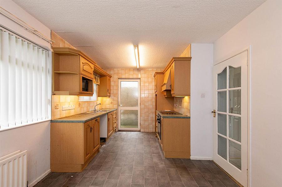 2 Movilla Road