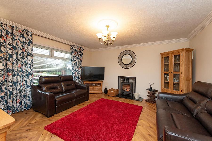 4 Ardfern, Saul Road