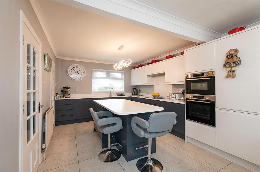 4 Ardfern, Saul Road