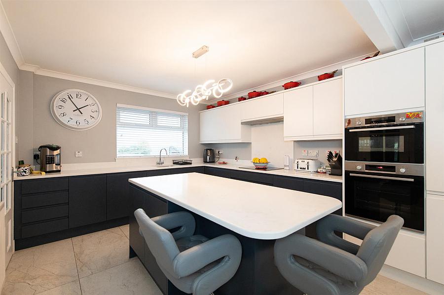 4 Ardfern, Saul Road