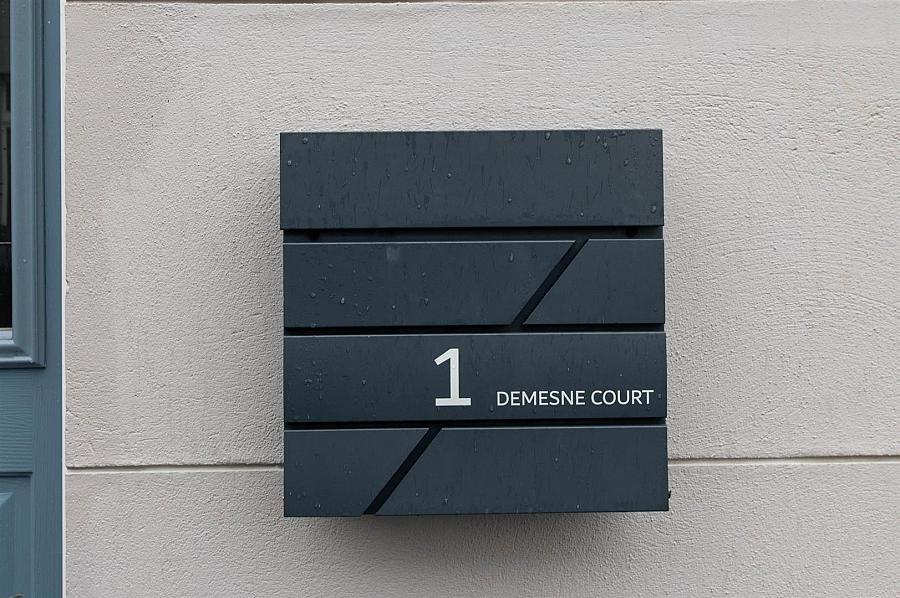 1 Demesne Court