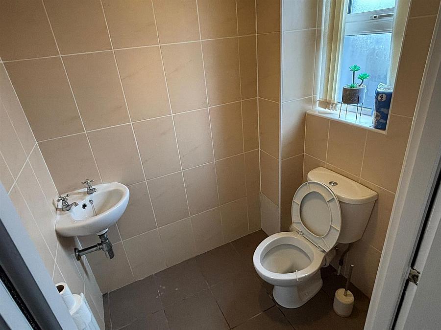 Apt 1, 45 Church Street