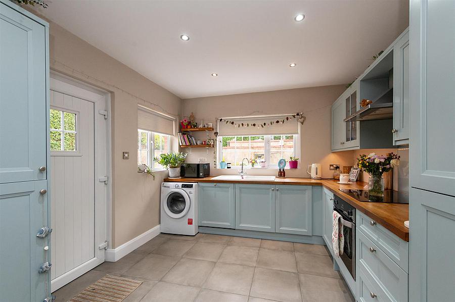 5 St. Dillons Avenue